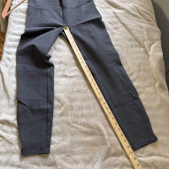 Spanx Gray Ankle Length Ponte Leggings with Ankle Slits Style 20262R Sz M TALL - Picture 5 of 5